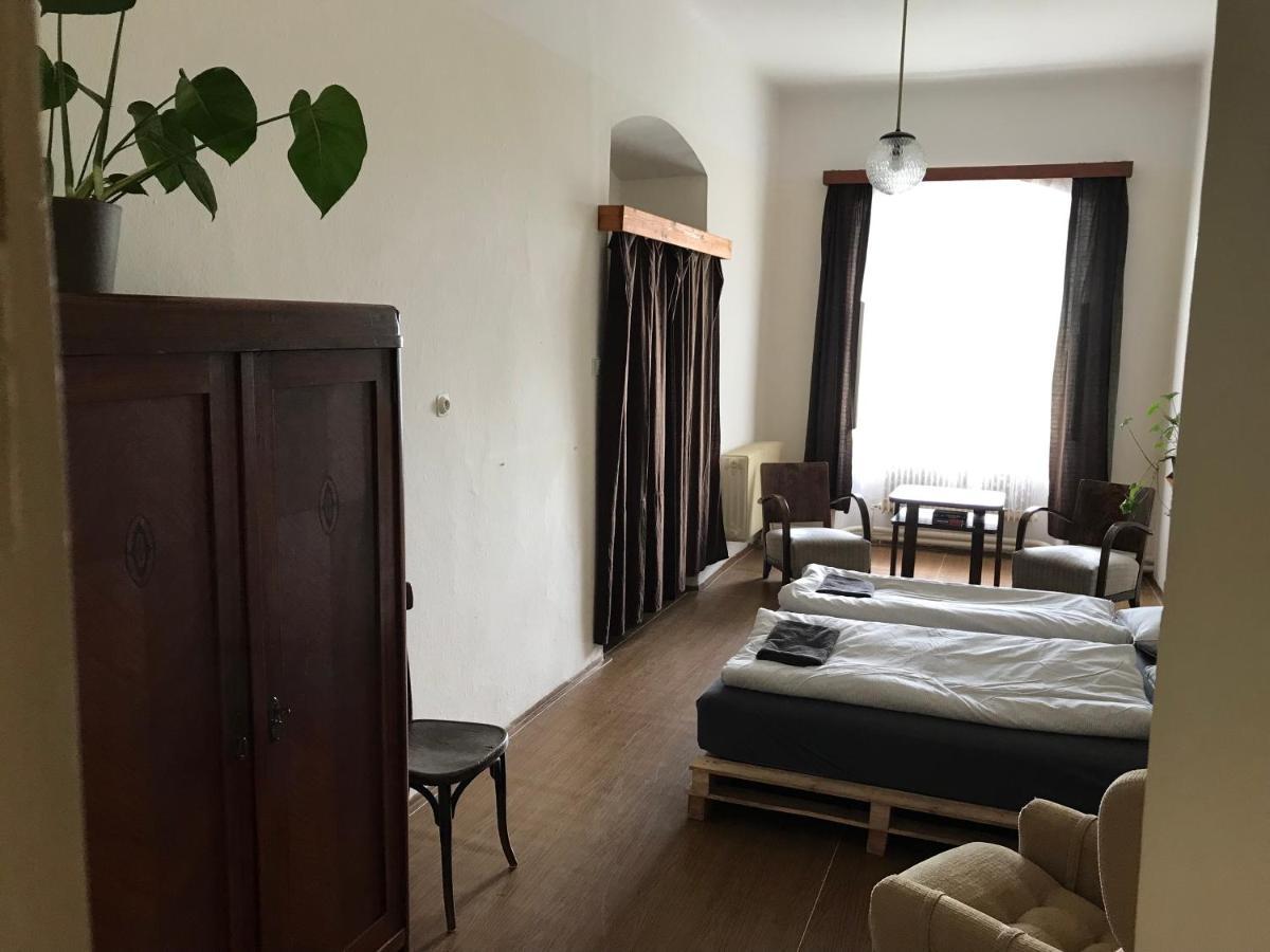 Nezamek Hotel Hartmanice  ภายนอก รูปภาพ